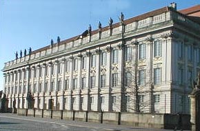 Regierung von Mittelfranken, Markgrafenschloss in Ansbach
